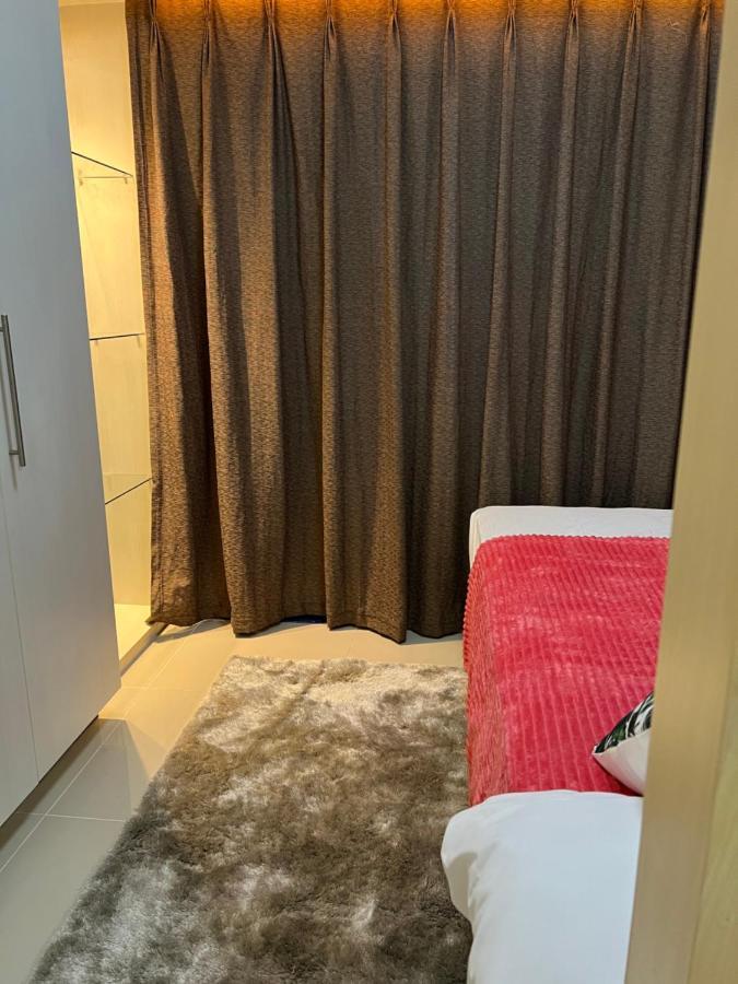Sea Residences Paul'S Place Manila Eksteriør billede