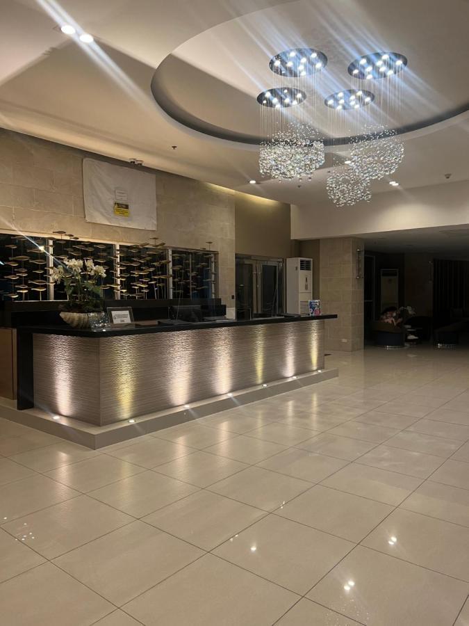 Sea Residences Paul'S Place Manila Eksteriør billede